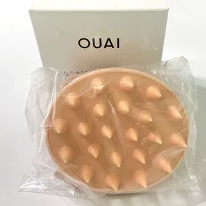 OUAI Scalp Massager Tool